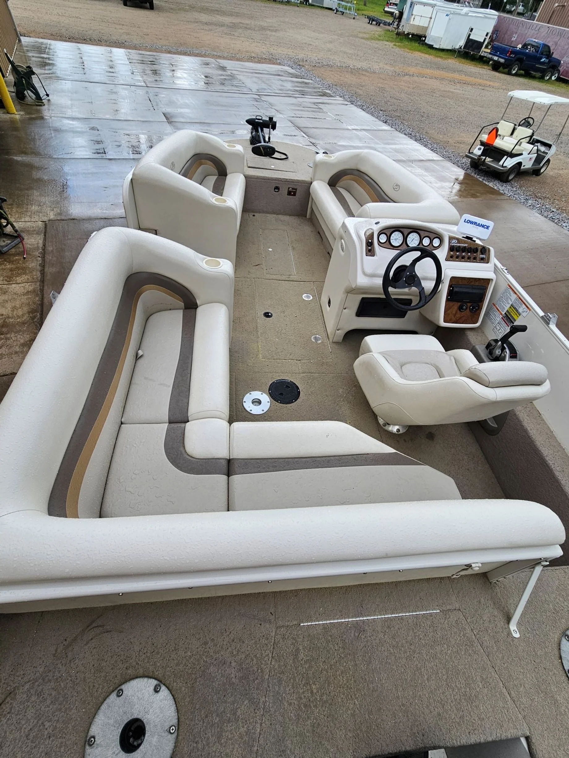 SOLD - 2004 Princecraft Ventura 191 Deckboat — Premier Powersports